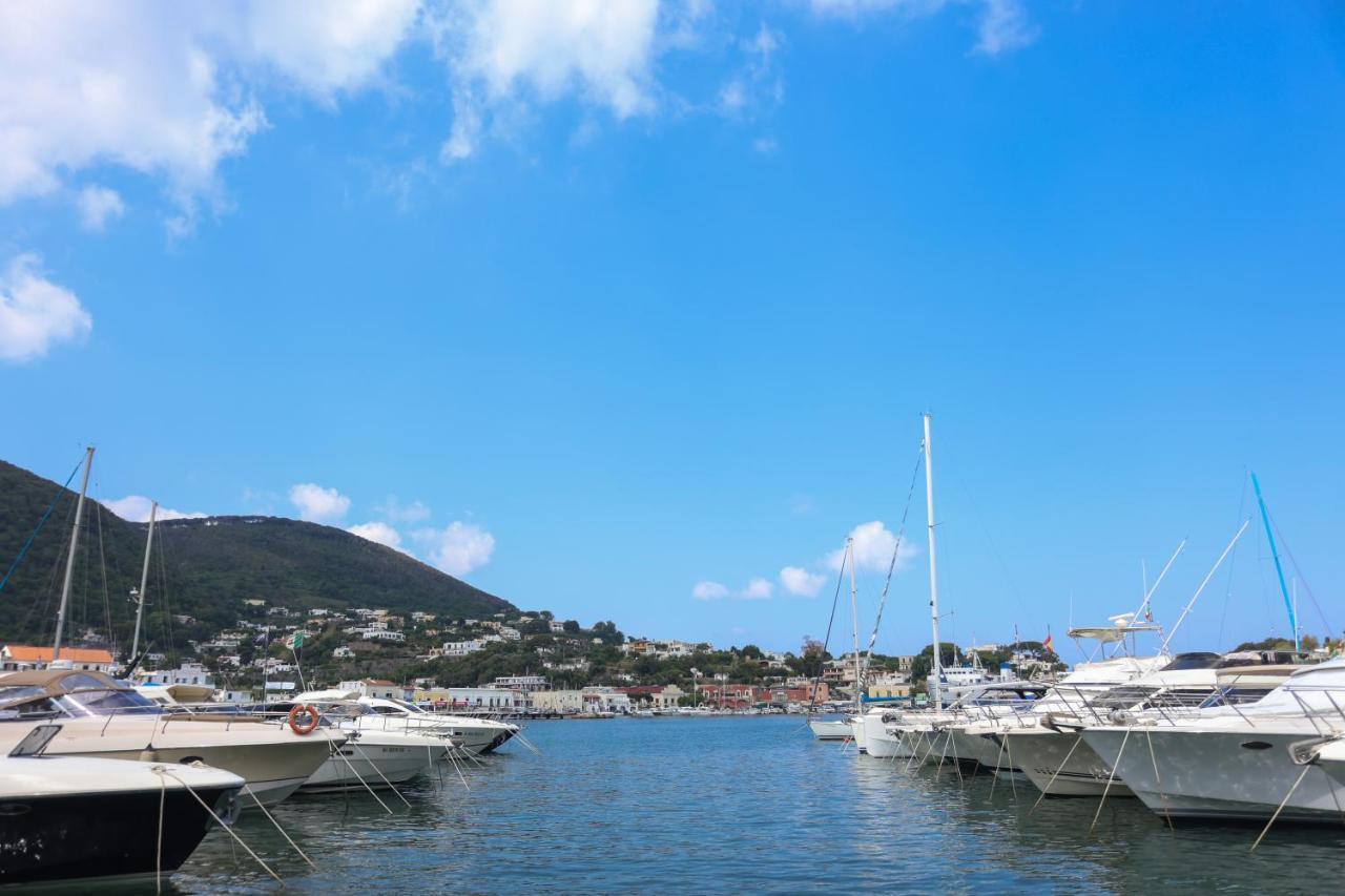 Appartamento Panoramico La Rosa Dei Venti-Libeccio Ischia Exterior foto